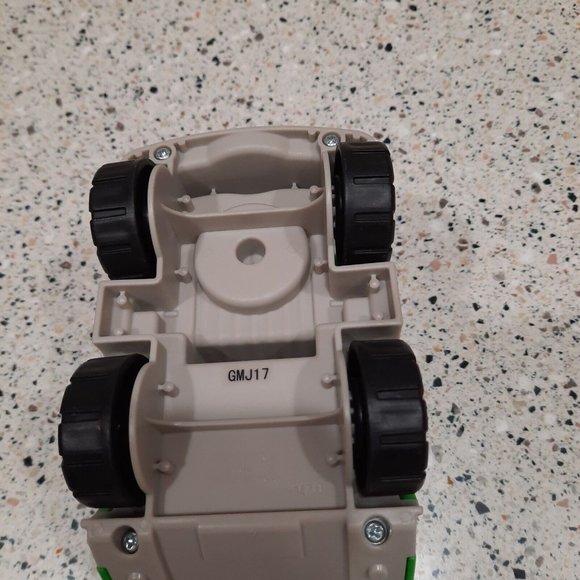 Fisher Price Little People Green Recycle Garbage Trash Truck - Picture 4 of 6